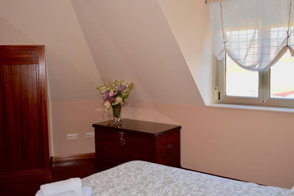פונטדאומה Fantastico Duplex De 4 Habitaciones En El Camino Ingles. מראה חיצוני תמונה